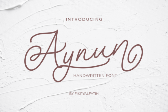 Aynun: A Delicate Script Font for Editorial Warmth